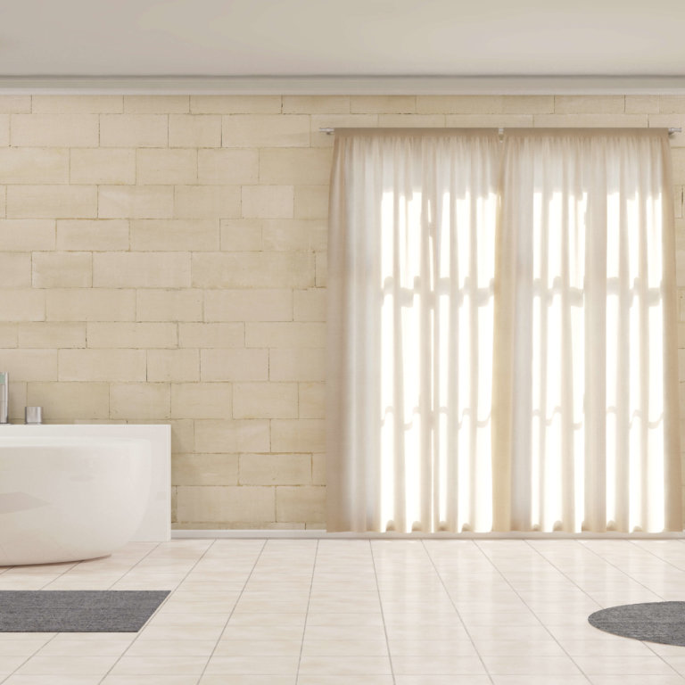 Badezimmer mit Waschbecken und Badewanne als Panorama Badezimmer mit Waschbecken und Badewanne als Panorama